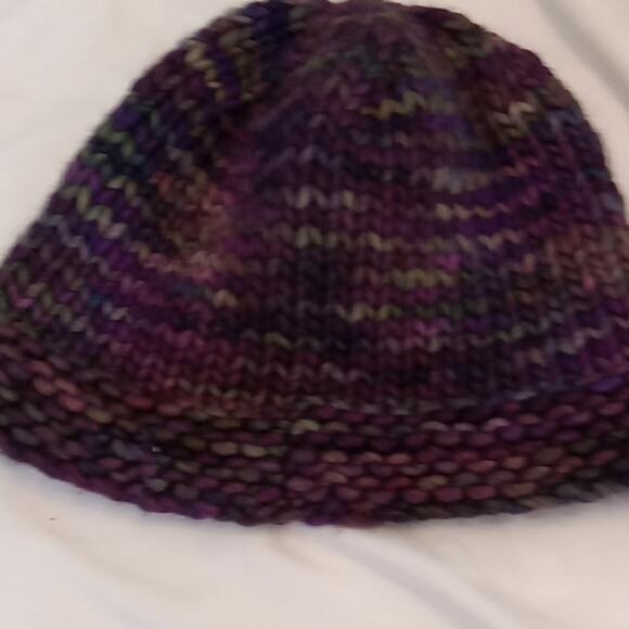 Chunky Knit Purple Beanie,Winter,Snow - Picture 5 of 5